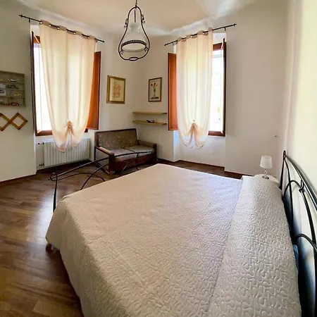 アパート The Philosopher's House *